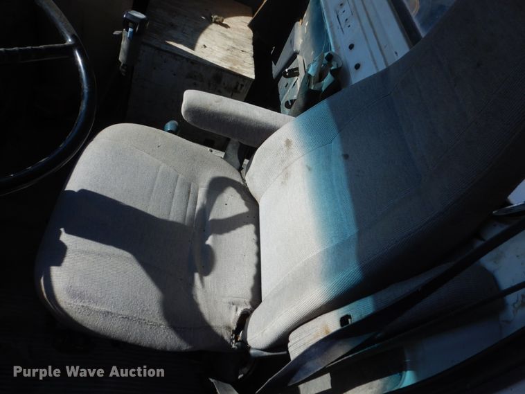 image for item HS9420 1995 Ford L9000  ready mix truck