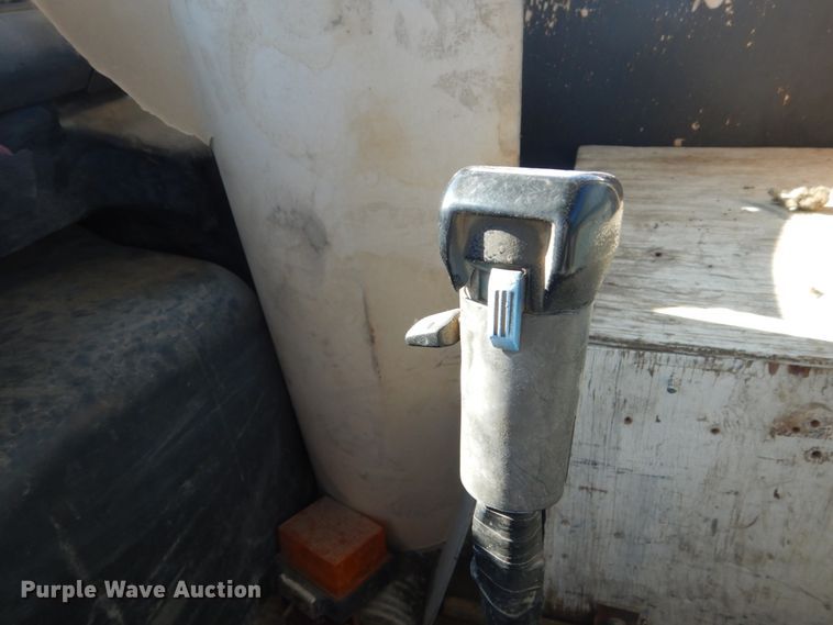 image for item HS9420 1995 Ford L9000  ready mix truck