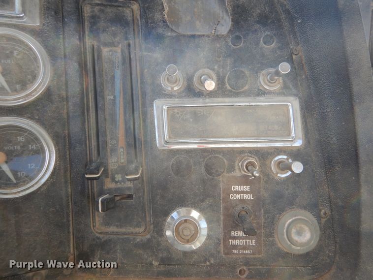 image for item HS9420 1995 Ford L9000  ready mix truck