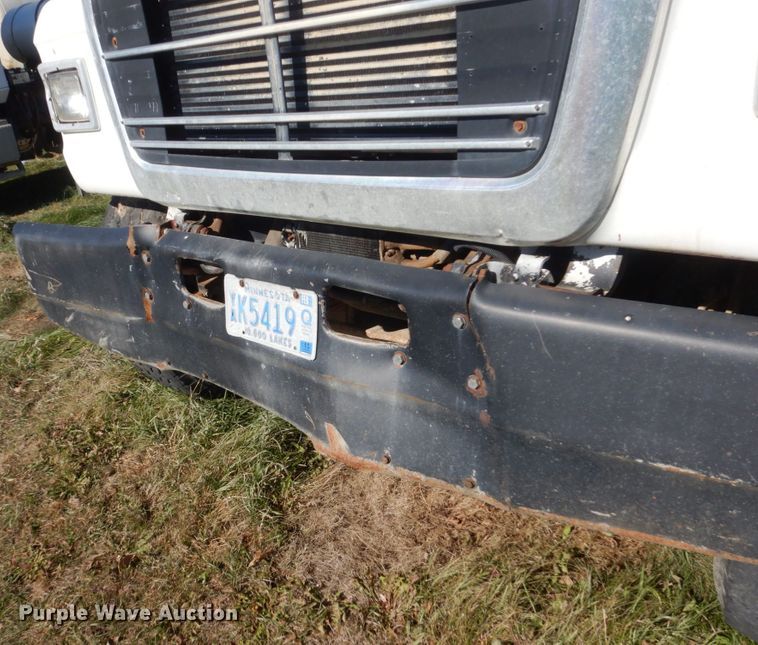 image for item HS9420 1995 Ford L9000  ready mix truck