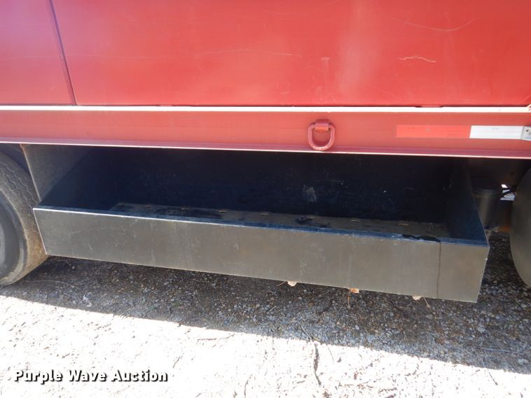 image for item HS9434 1996 International 8100  flatbed truck