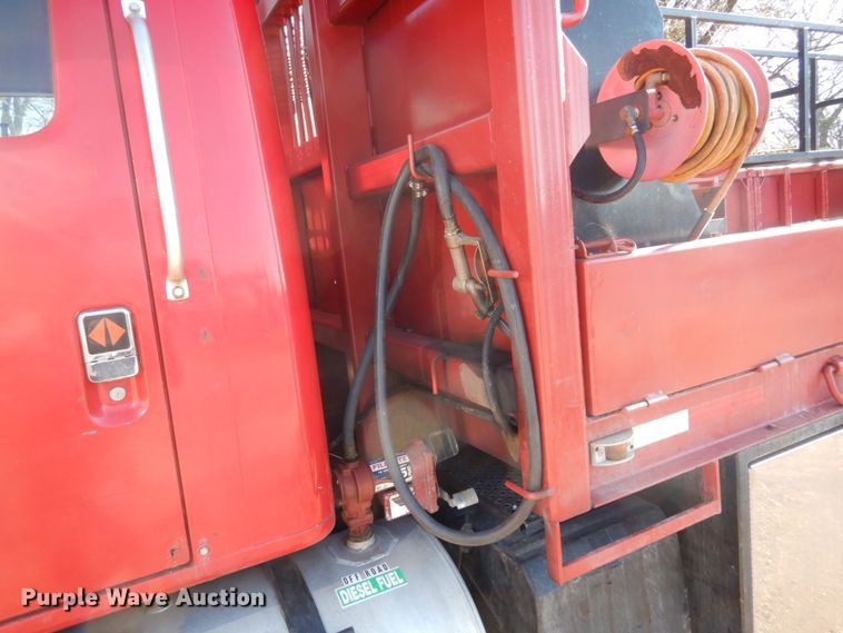 image for item HS9434 1996 International 8100  flatbed truck