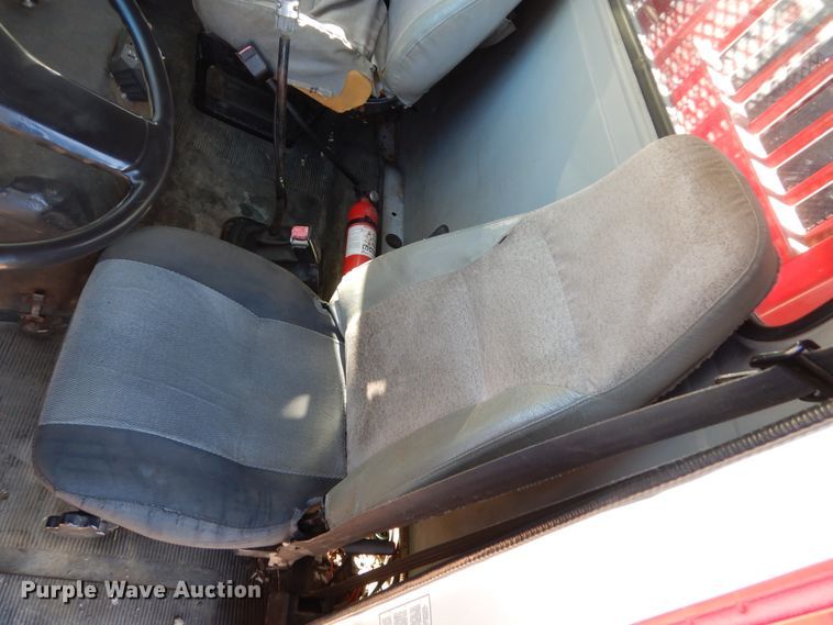 image for item HS9434 1996 International 8100  flatbed truck