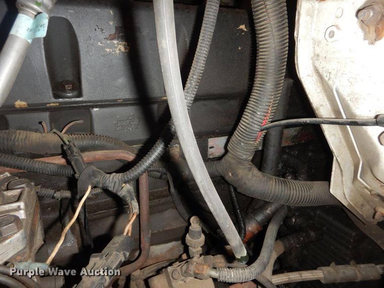 image for item HS9434 1996 International 8100  flatbed truck