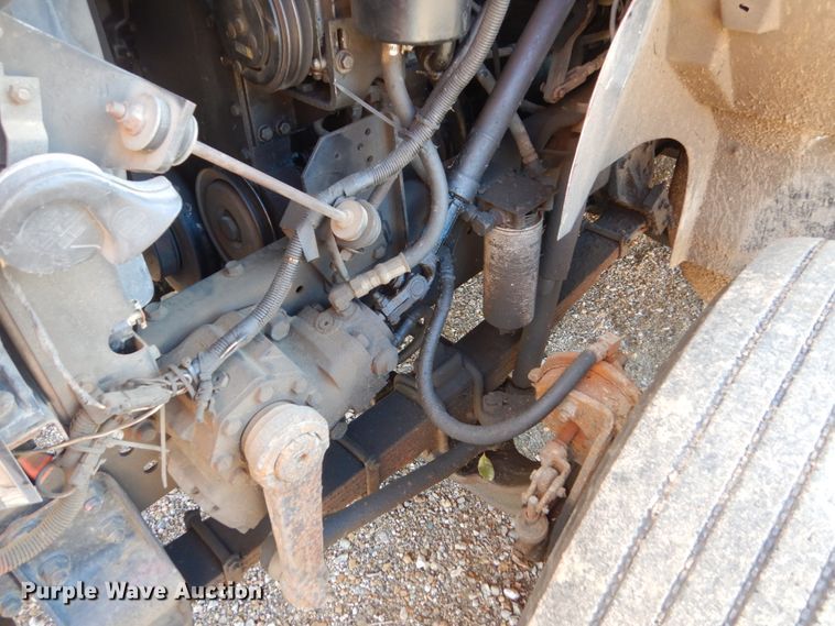 image for item HS9434 1996 International 8100  flatbed truck