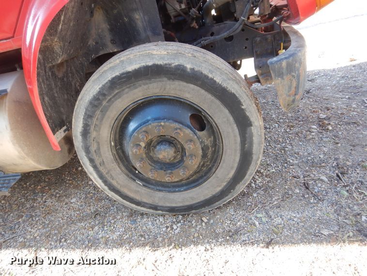 image for item HS9434 1996 International 8100  flatbed truck