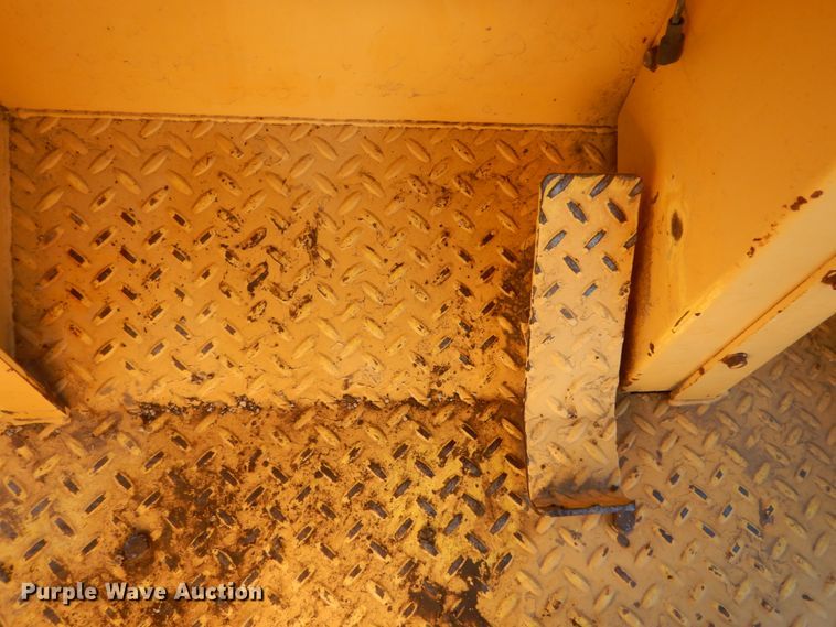 image for item HS9441 Hypac C822A  vibratory single drum roller