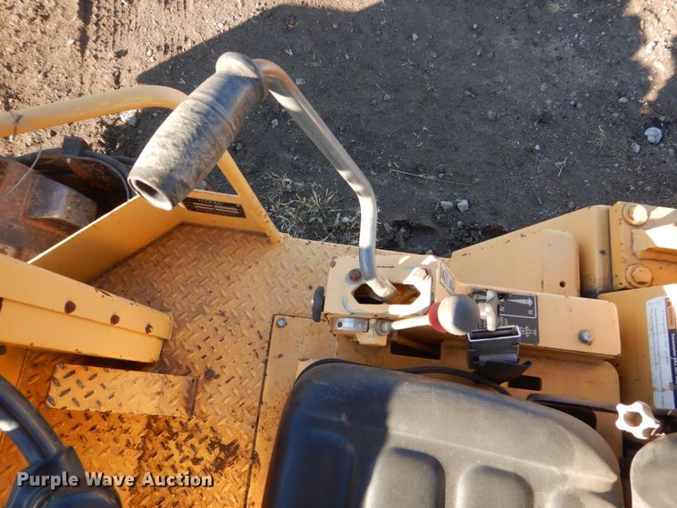 image for item HS9441 Hypac C822A  vibratory single drum roller