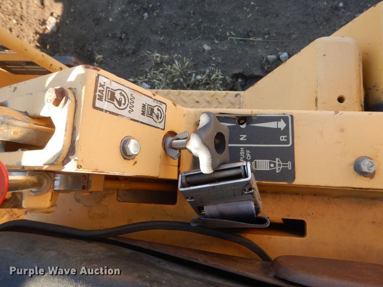 image for item HS9441 Hypac C822A  vibratory single drum roller