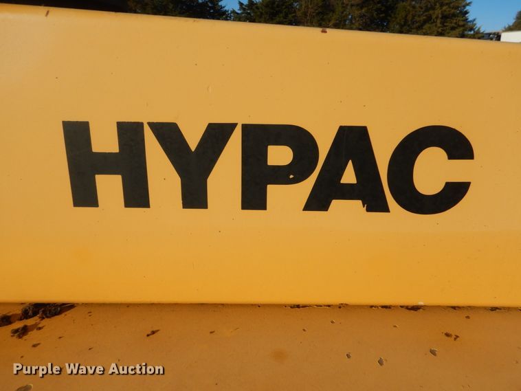 image for item HS9441 Hypac C822A  vibratory single drum roller