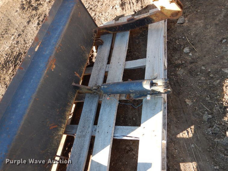 image for item HS9441 Hypac C822A  vibratory single drum roller