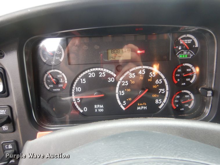 image for item HX9005 2014 Freightliner 108SD  Crew Cab utility truck with crane