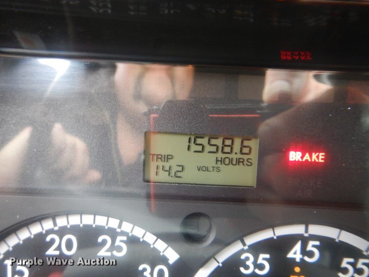 image for item HX9005 2014 Freightliner 108SD  Crew Cab utility truck with crane