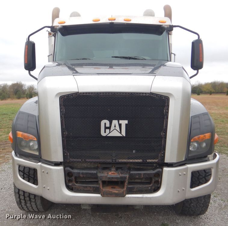 image for item HX9008 2015 Caterpillar CT660  vacuum truck
