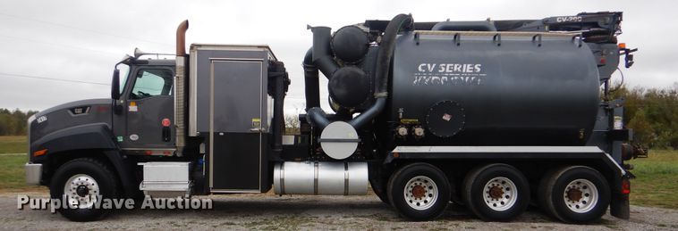 image for item HX9008 2015 Caterpillar CT660  vacuum truck