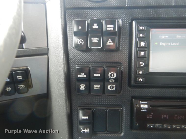 image for item HX9008 2015 Caterpillar CT660  vacuum truck