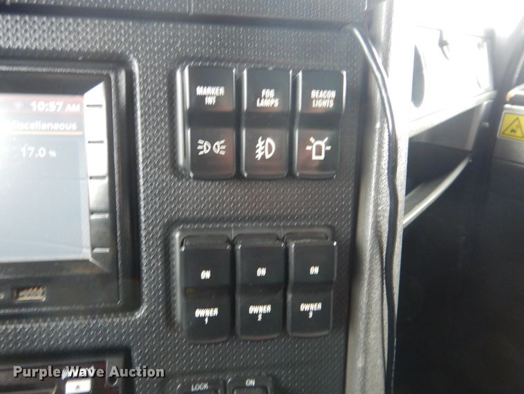 image for item HX9008 2015 Caterpillar CT660  vacuum truck