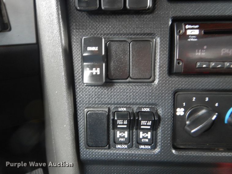 image for item HX9008 2015 Caterpillar CT660  vacuum truck