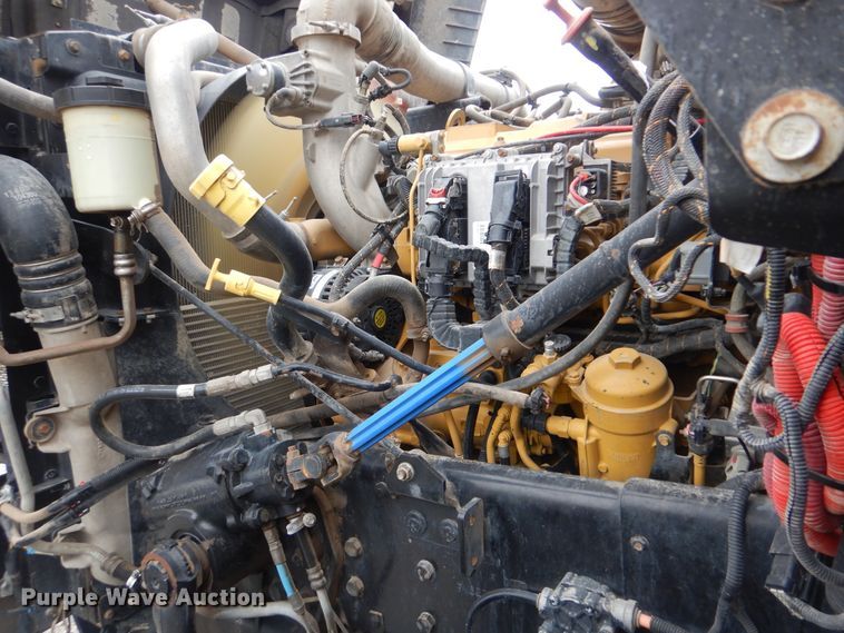 image for item HX9008 2015 Caterpillar CT660  vacuum truck