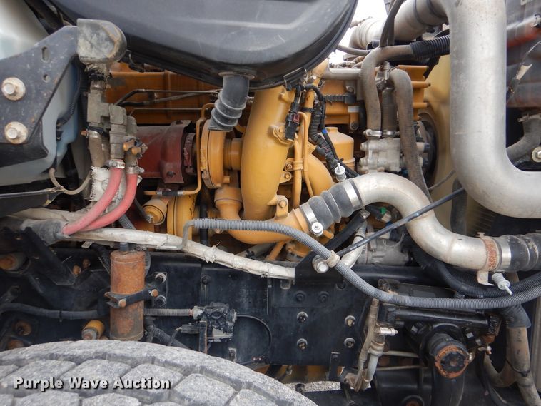 image for item HX9008 2015 Caterpillar CT660  vacuum truck