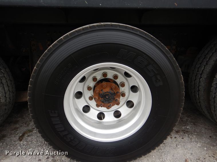 image for item HX9008 2015 Caterpillar CT660  vacuum truck