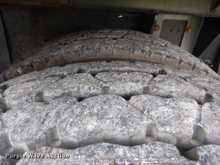 image for item HX9008 2015 Caterpillar CT660  vacuum truck