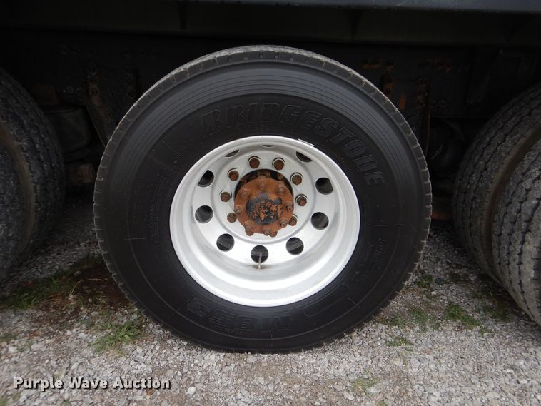 image for item HX9008 2015 Caterpillar CT660  vacuum truck