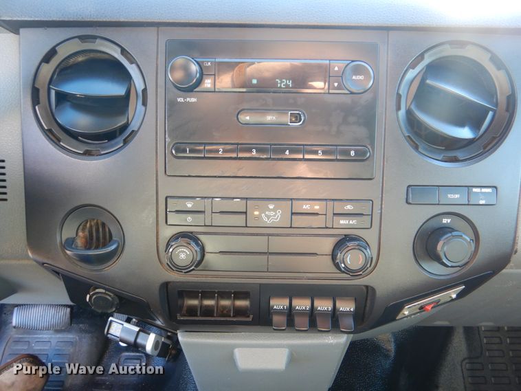 image for item HX9015 2012 Ford F550 Super Duty XLT  vacuum truck