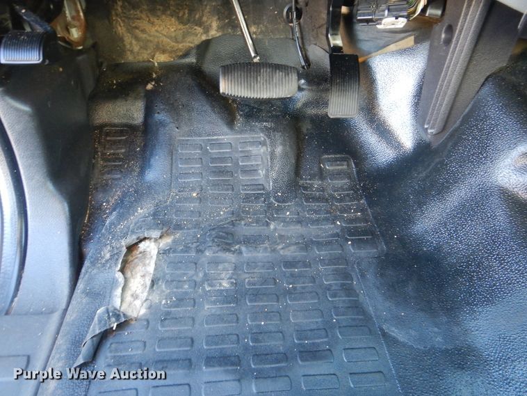 image for item HX9015 2012 Ford F550 Super Duty XLT  vacuum truck