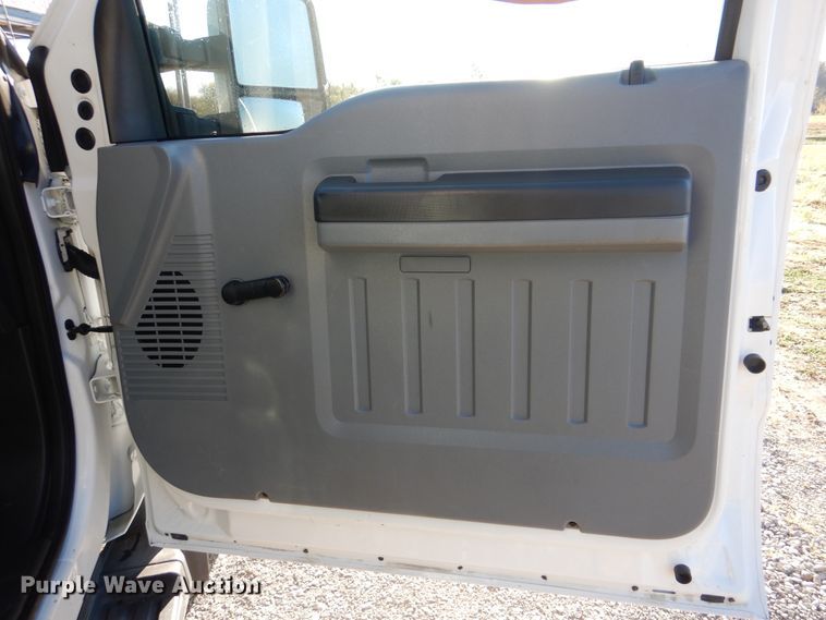image for item HX9015 2012 Ford F550 Super Duty XLT  vacuum truck