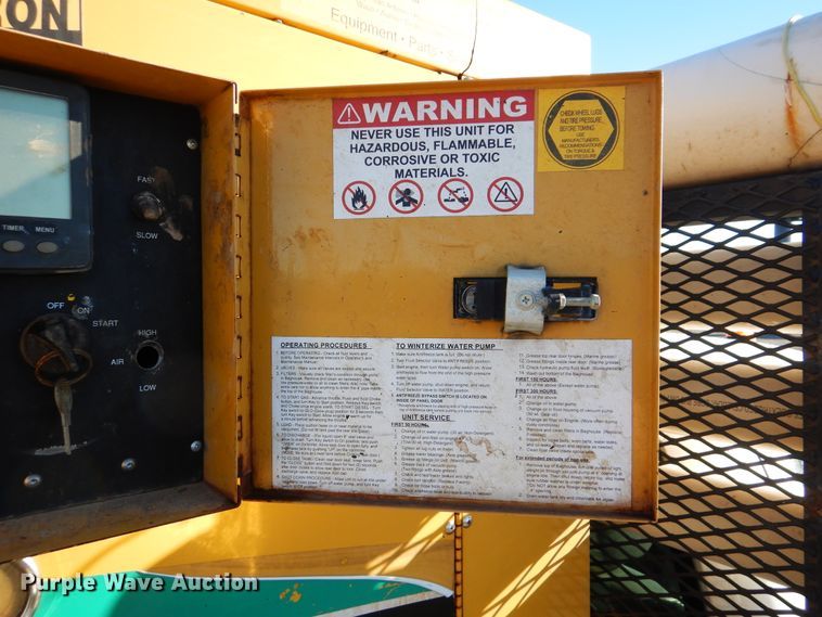 image for item HX9015 2012 Ford F550 Super Duty XLT  vacuum truck