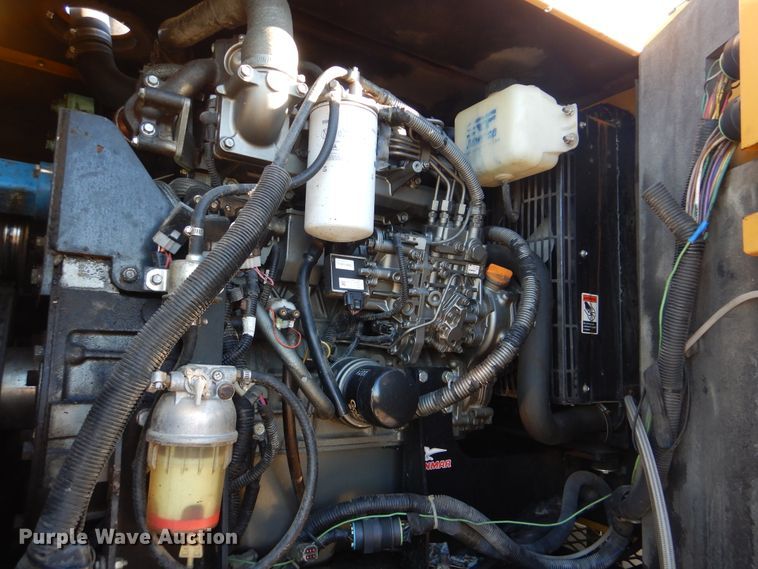 image for item HX9015 2012 Ford F550 Super Duty XLT  vacuum truck