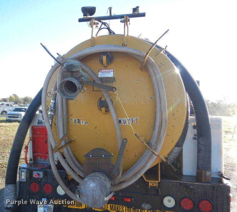 image for item HX9015 2012 Ford F550 Super Duty XLT  vacuum truck