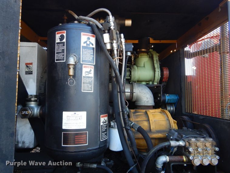 image for item HX9015 2012 Ford F550 Super Duty XLT  vacuum truck