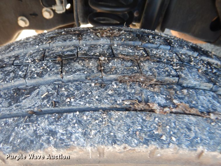 image for item HX9015 2012 Ford F550 Super Duty XLT  vacuum truck