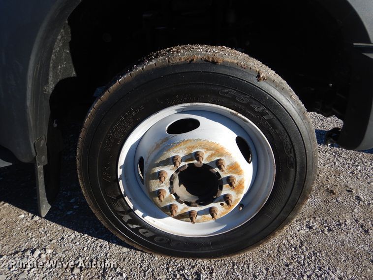 image for item HX9015 2012 Ford F550 Super Duty XLT  vacuum truck