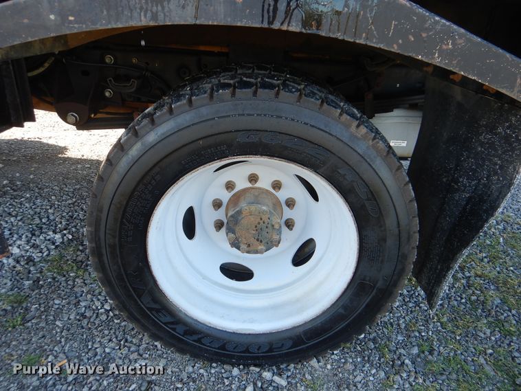 image for item HX9015 2012 Ford F550 Super Duty XLT  vacuum truck