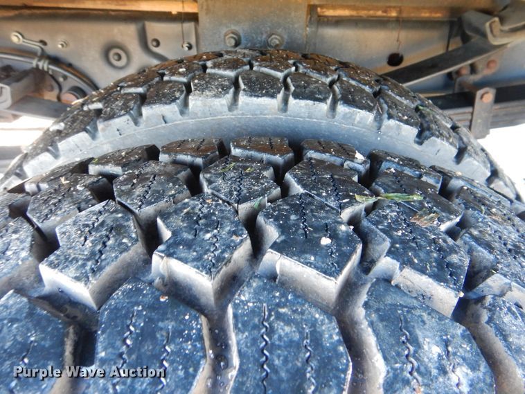 image for item HX9015 2012 Ford F550 Super Duty XLT  vacuum truck