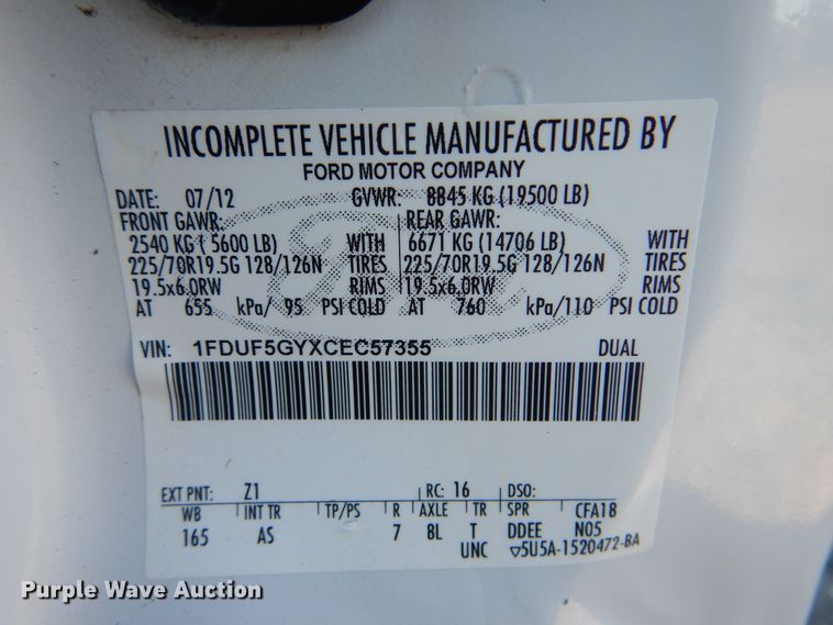 image for item HX9015 2012 Ford F550 Super Duty XLT  vacuum truck