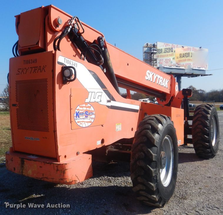 image for item HX9023 2006 SkyTrak 8042  telehandler