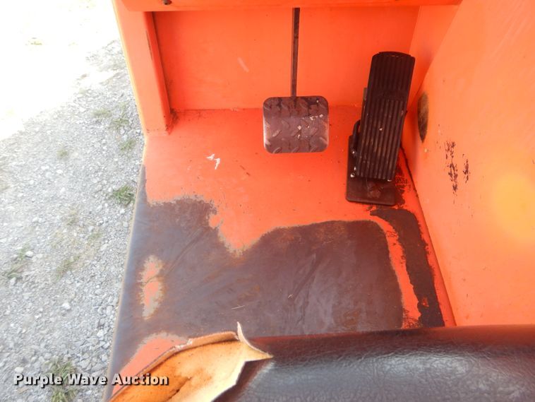 image for item HX9023 2006 SkyTrak 8042  telehandler