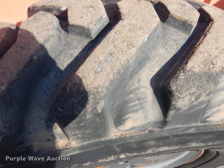 image for item HX9023 2006 SkyTrak 8042  telehandler