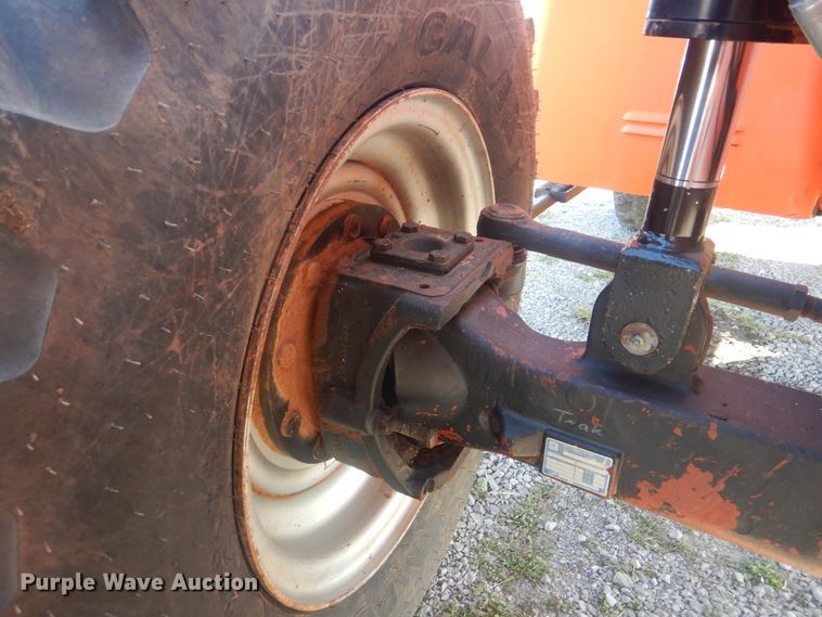 image for item HX9023 2006 SkyTrak 8042  telehandler