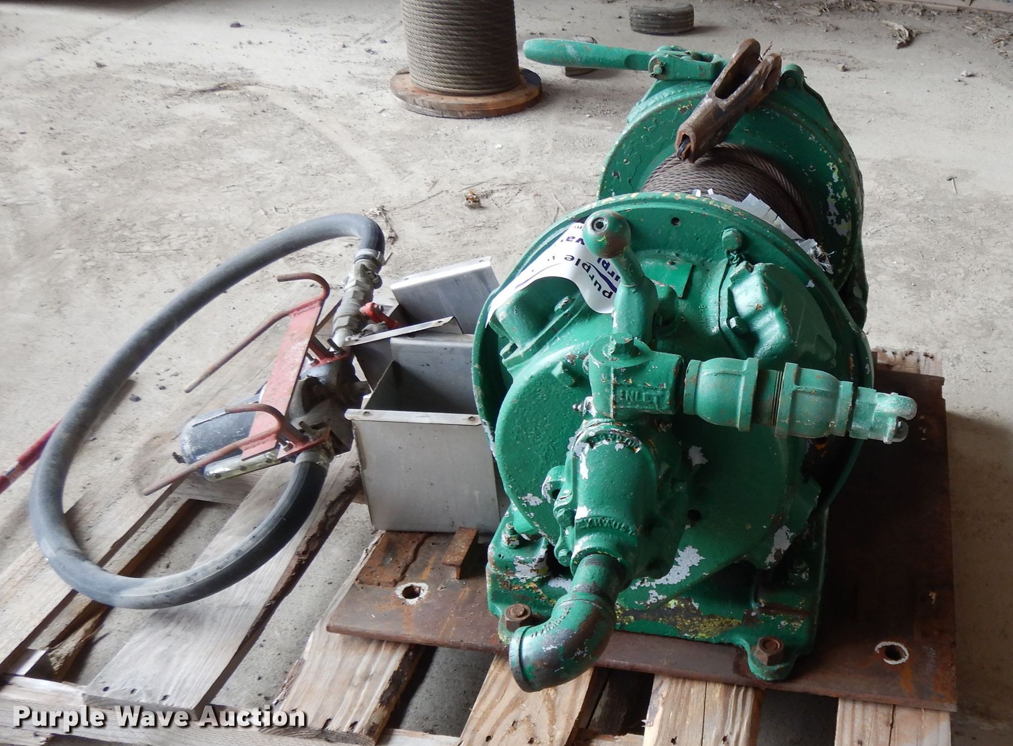 Ingersoll Rand Air Tugger winch in Topeka, KS Item DH3483 sold