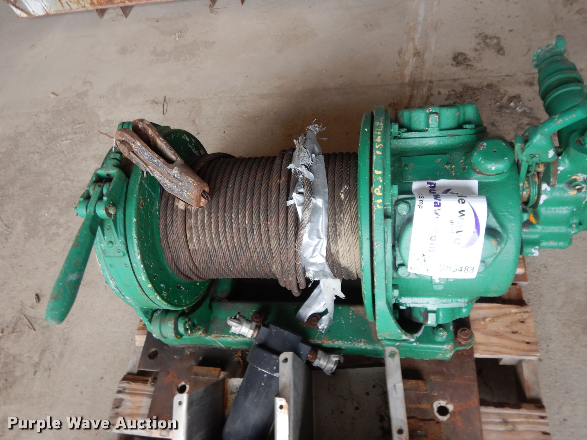Ingersoll Rand Air Tugger winch in Topeka, KS Item DH3483 sold