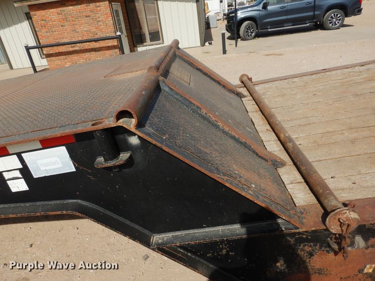 image for item DG8273 2006 Trail-Eze TE100-0F50D drop deck equipment trailer