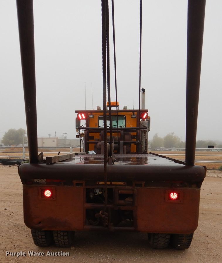 image for item DG8274 1980 Peterbilt 353  winch truck