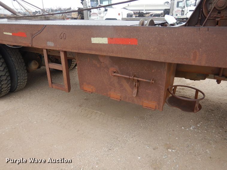 image for item DG8274 1980 Peterbilt 353  winch truck