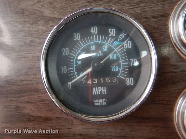 image for item DG8274 1980 Peterbilt 353  winch truck