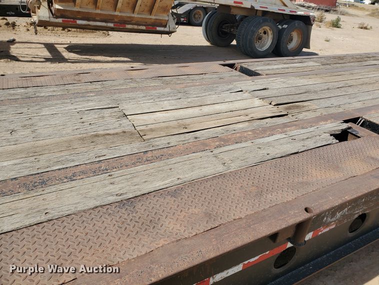 image for item DG8276 2007 Doonan 532DD12RC drop deck equipment trailer